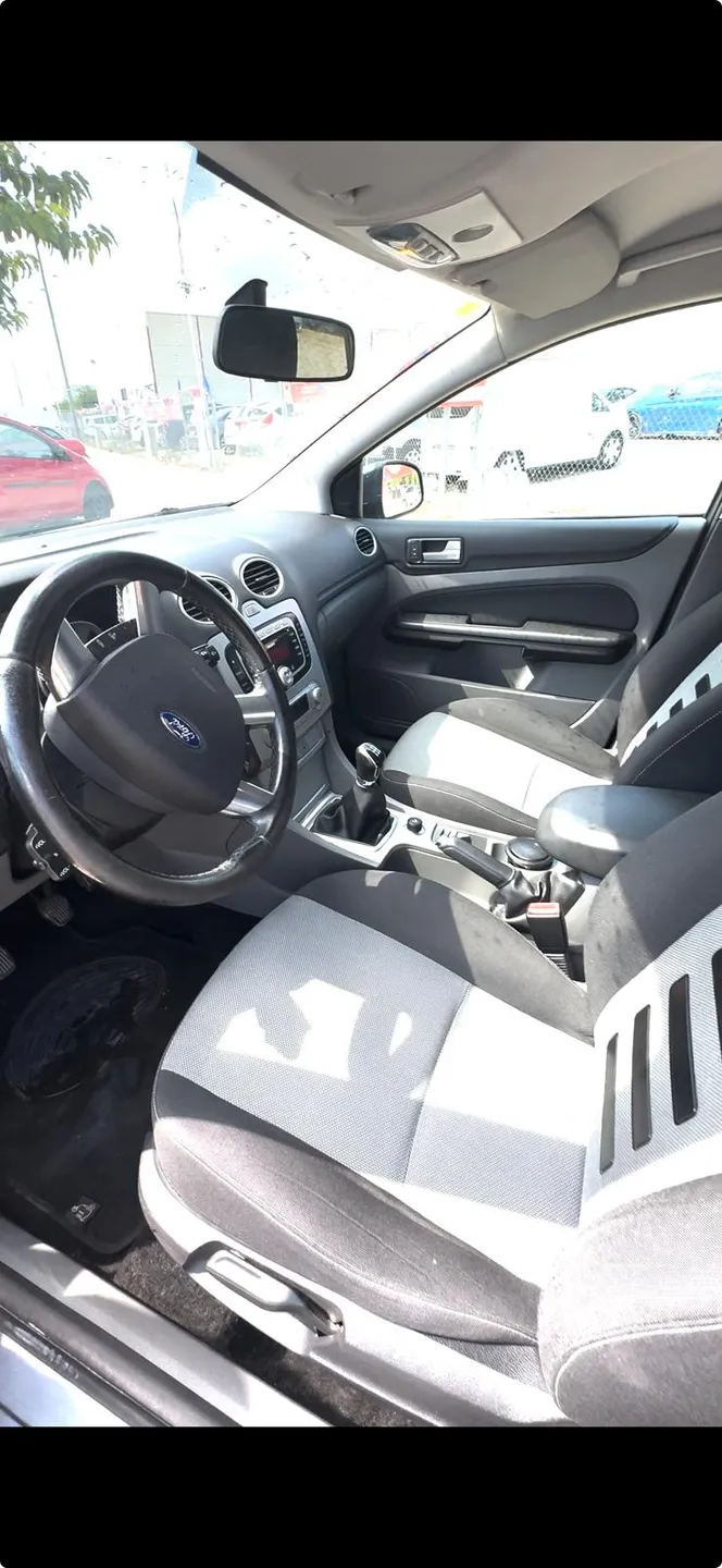 FORD FOCUS 1.6 TDCI 9