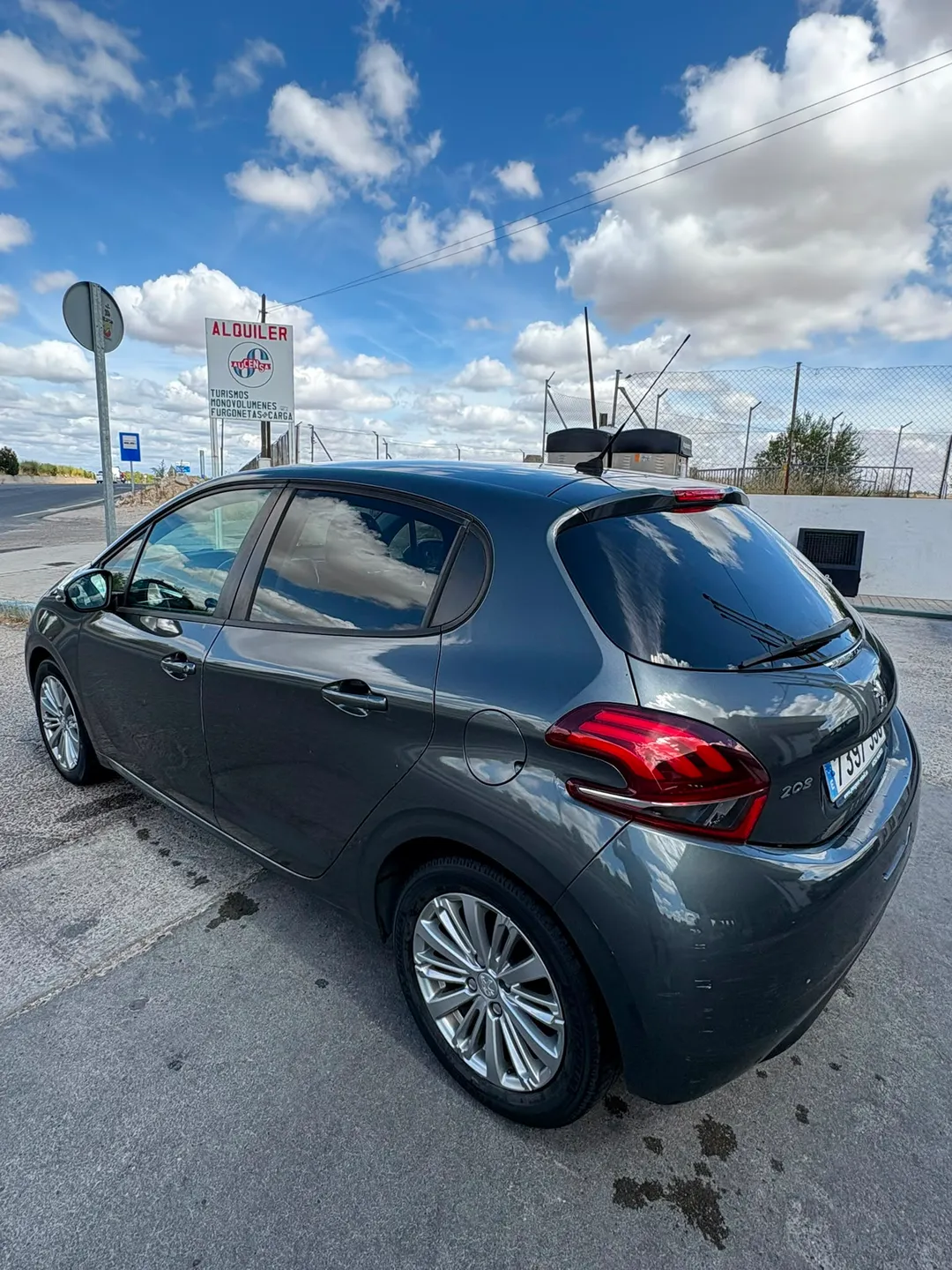 PEUGEOT 208 1.2 STYLE 2
