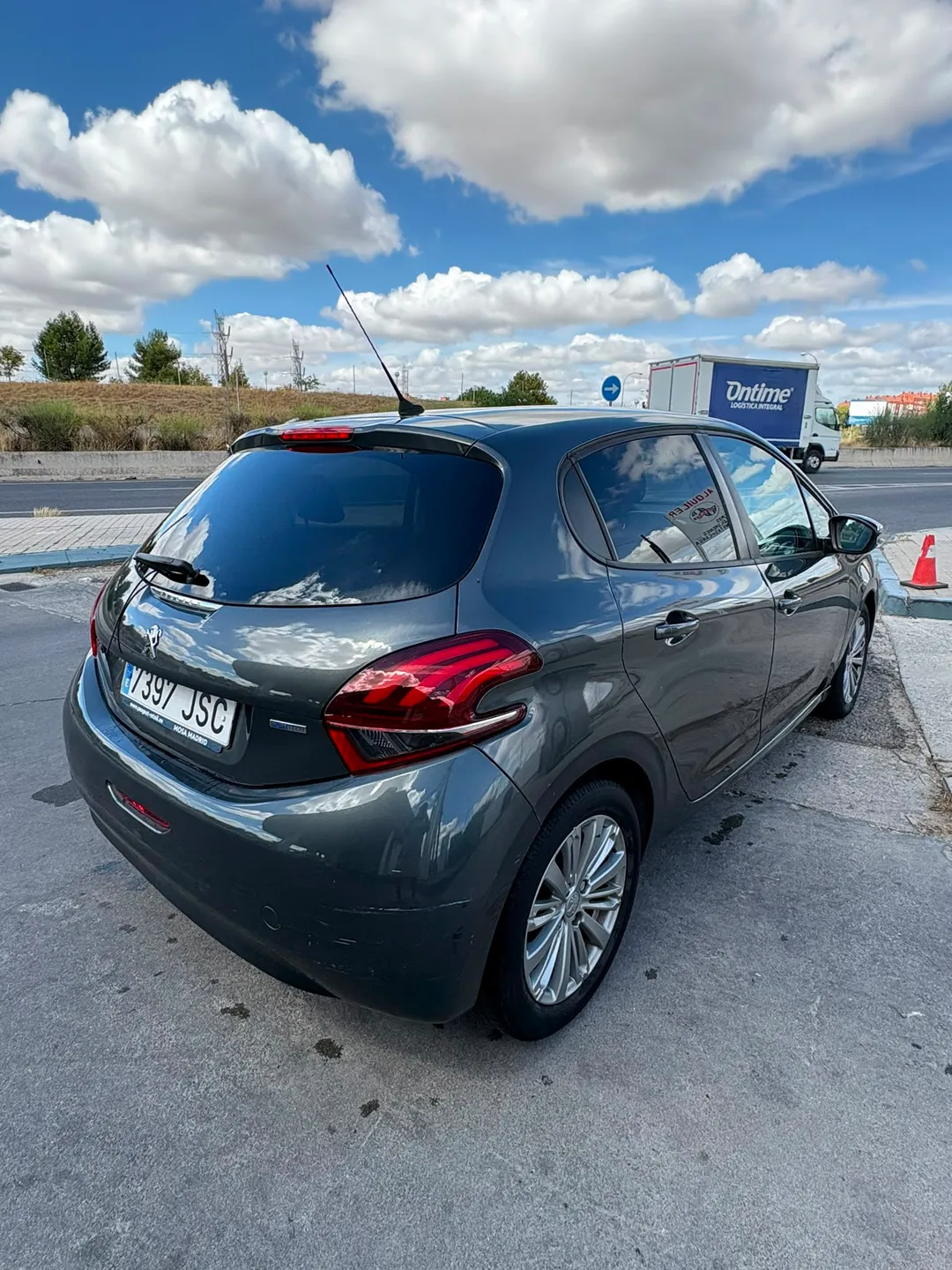 PEUGEOT 208 1.2 STYLE 4