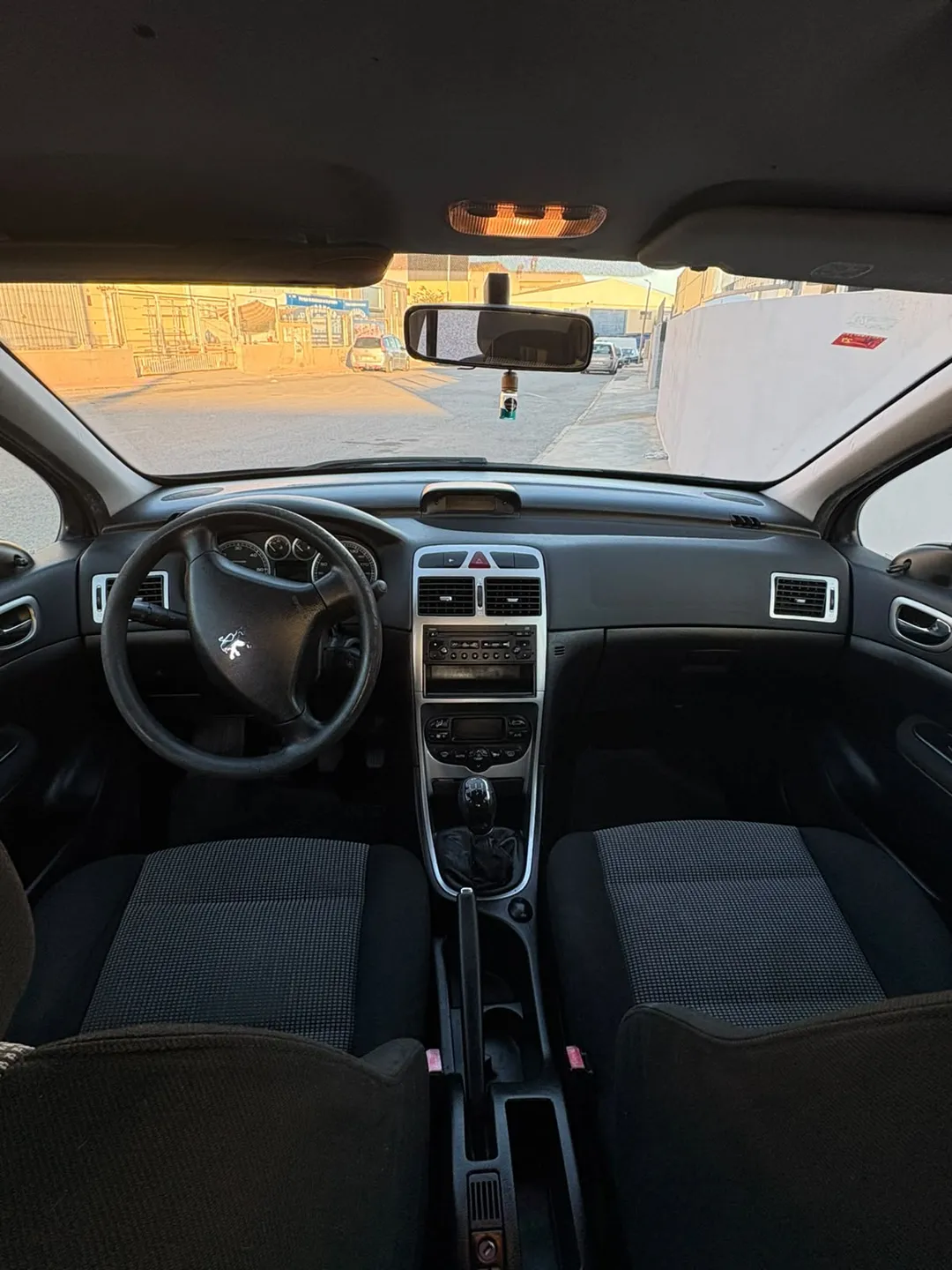 PEUGEOT 307 2.0 HDI 10