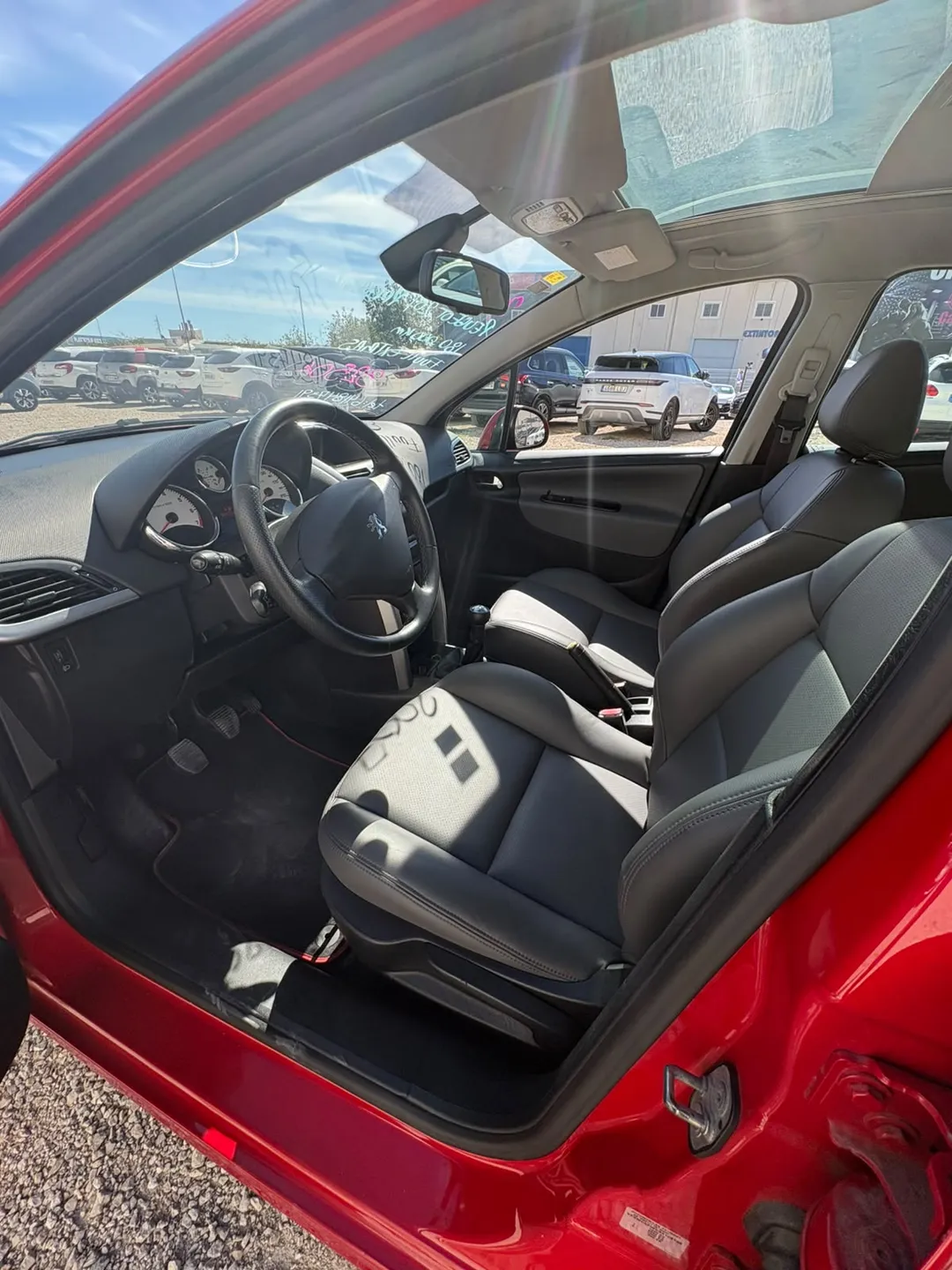 PEUGEOT 207 PREMIUM 9