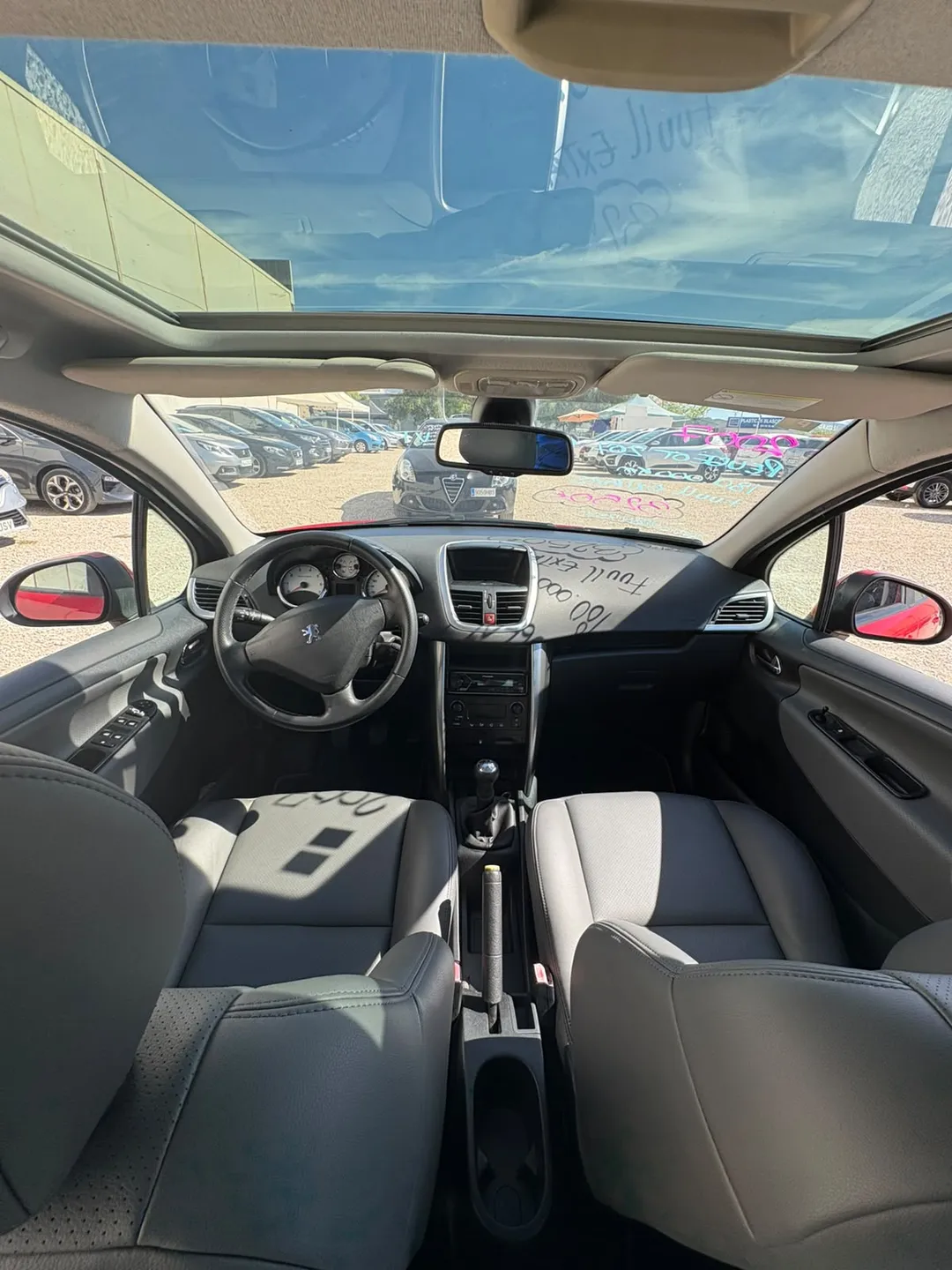 PEUGEOT 207 PREMIUM 8